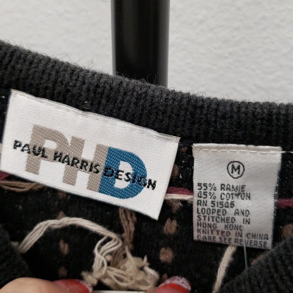 EUC PHD Paul Harris Design black sweater medium - Picture 2 of 5